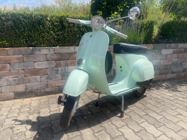 Vespa V50